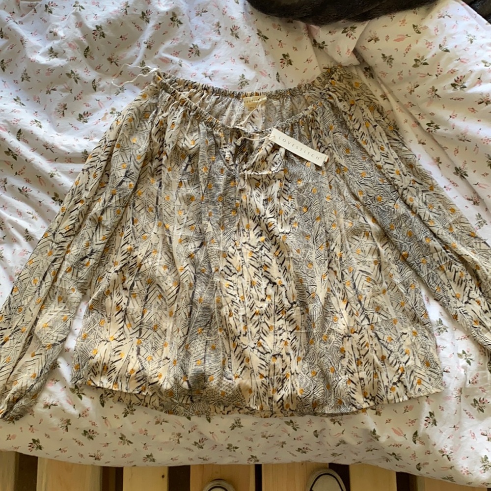 Lovestitch blouse size M/L